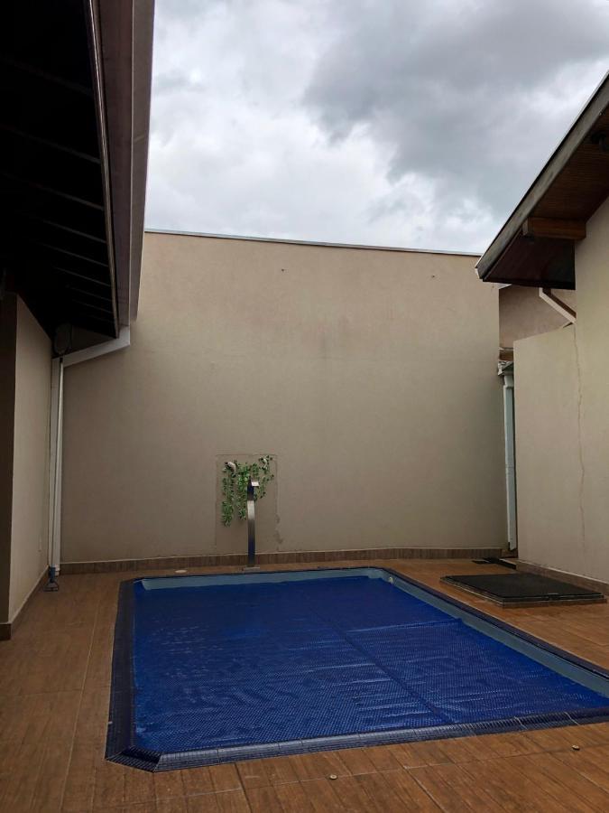 Villa Casa Temporada Olimpia 8 Pessoas Com Piscina Exterior foto