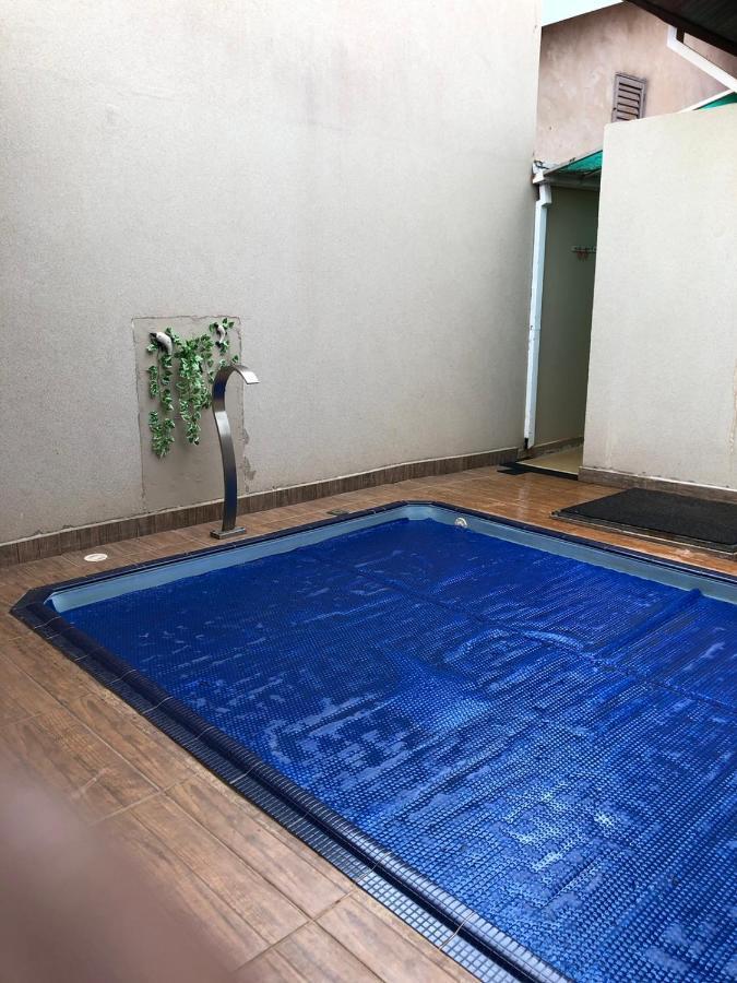 Villa Casa Temporada Olimpia 8 Pessoas Com Piscina Exterior foto