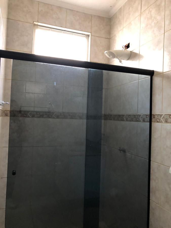 Villa Casa Temporada Olimpia 8 Pessoas Com Piscina Exterior foto